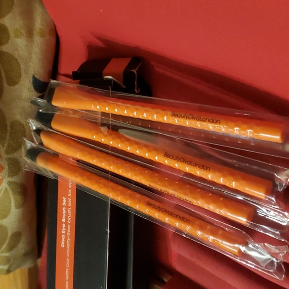 Set of 4 eye shadow brushes - Picture 5 of 5